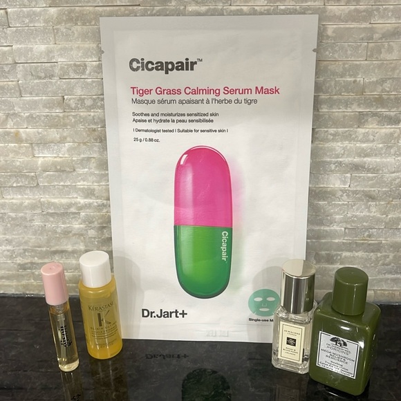 Beauty Bundle - Picture 1 of 10